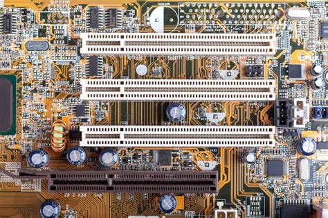 PCIe 4.0 .